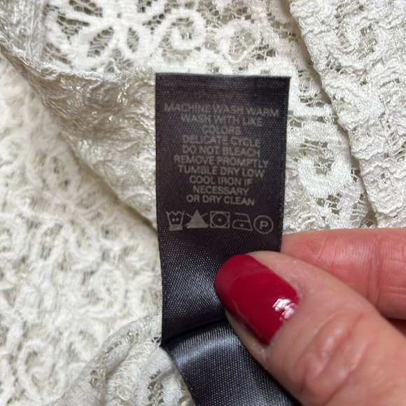 3 for $20 LIZ CLAIBORNE Stiff Floral Lace Long Sleeve Blouse Top V Neck Sheer L - Picture 12 of 14